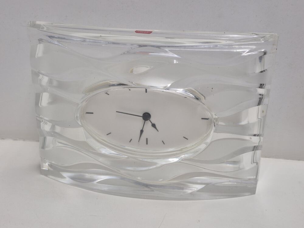 CRISTAL D'ARQUES Crystal Desk Mantle Clock (Paris) 6”x9”